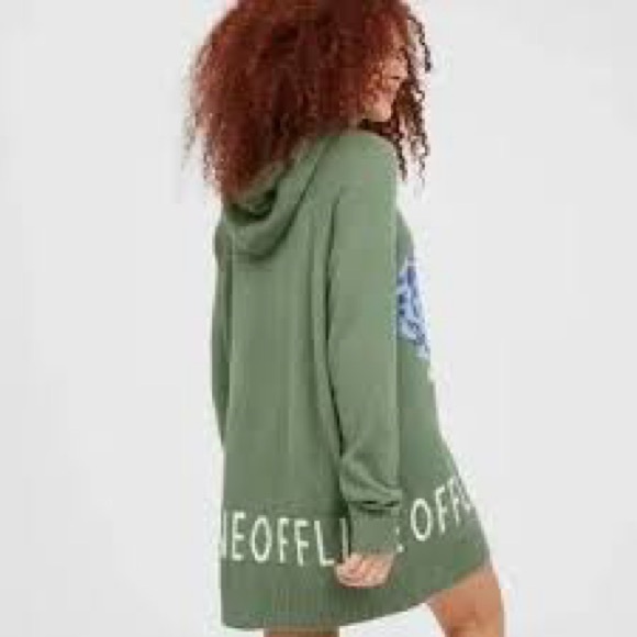 OFFLINE By Aerie Green Floral Rose Print Sweater Hoodie Size Medium - Picture 4 of 14